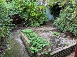 Photo 8- click for photo gallery